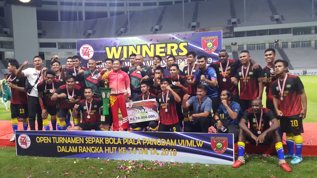 Open Turnamen Piala Pangdam VI/Mlw Tim Sepak Bola Kodim 1022/Tnb Sebagai Juara 2