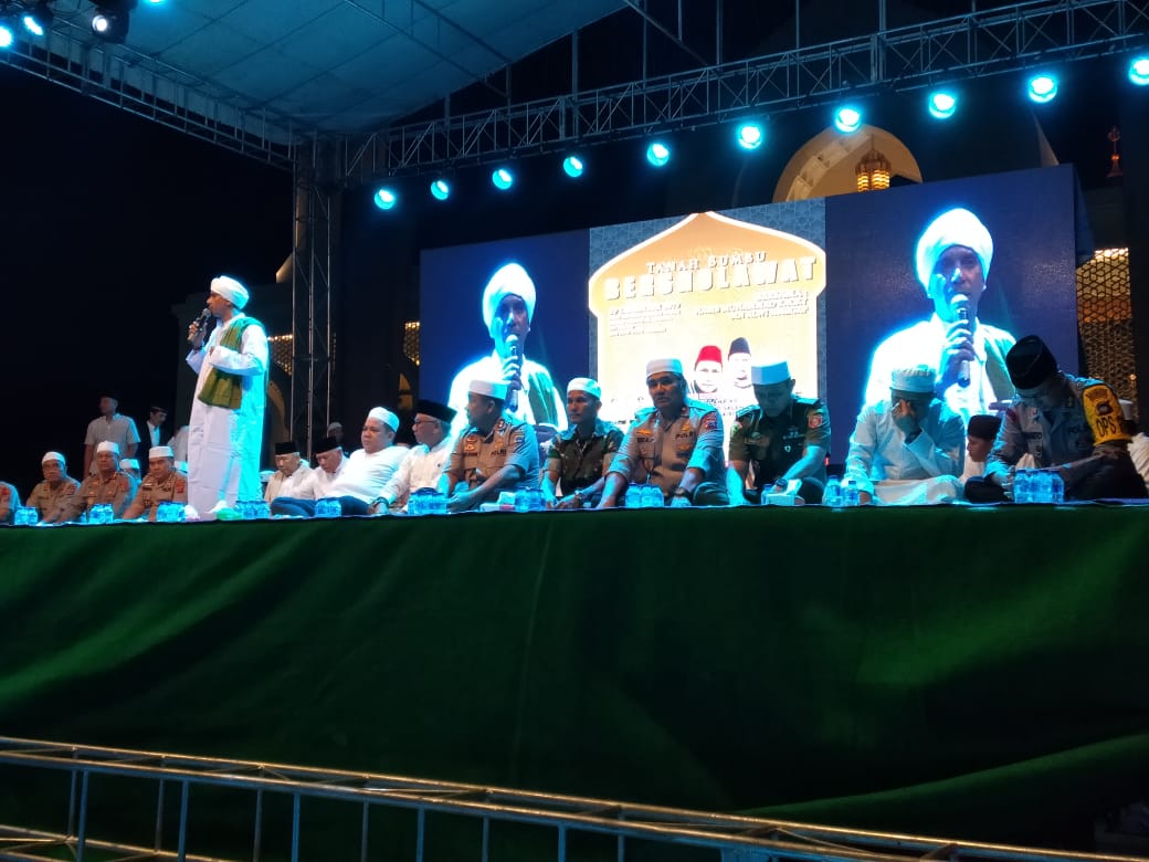 Lautan Umat Padati Acara Bersholawat Di Batfest 2019