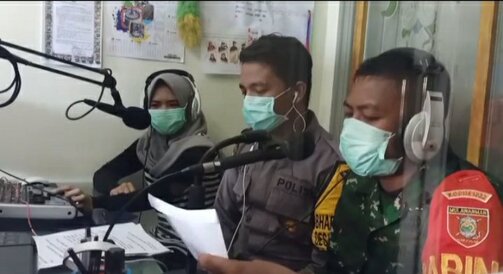 Koramil 1022/Sti Bersama Polsek Satui Himbau Cegah Covid-19 Melalui Siaran Radio