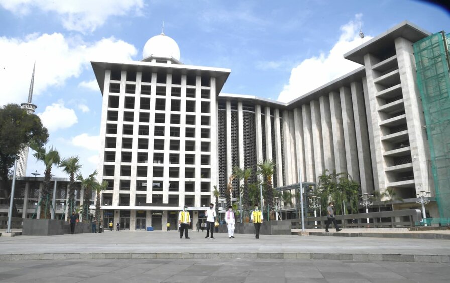 Presiden ke Masjid Istiqlal Tinjau Kesiapan Kenormalan Baru