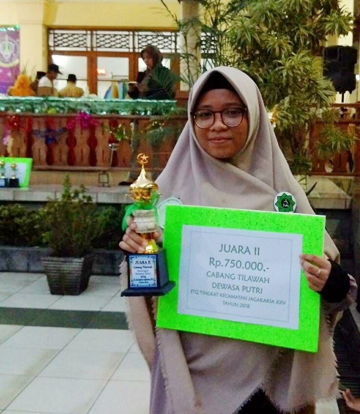 Sarah Khalidaziah Lambungkan Nama SMK Al makmur dengan MTQ