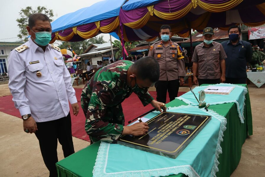 Dandim 0314/Inhil tutup TMMD Imbangan TA.2020 dengan Amanat Pangdam I/BB