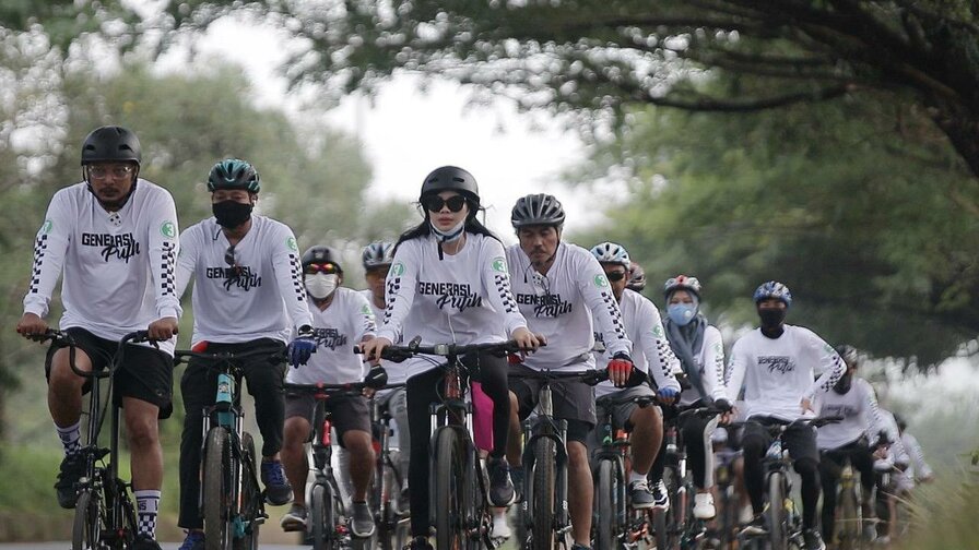 Morning Ride: Ajak Warga Tanbu Hidup Sehat, Generasi Putih Gowes Pagi Sambil Bersih – bersih