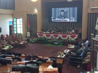 Sekda Tanbu Sampaikan Jawaban Menanggapi Raperda Inisiatif DPRD