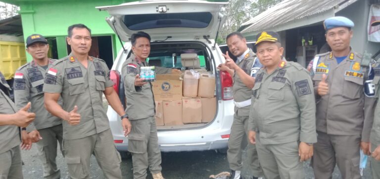 Diduga Menjual Minuman Beralkohol Satpol PP Gerebek Tempat Usaha di Karang Bintang