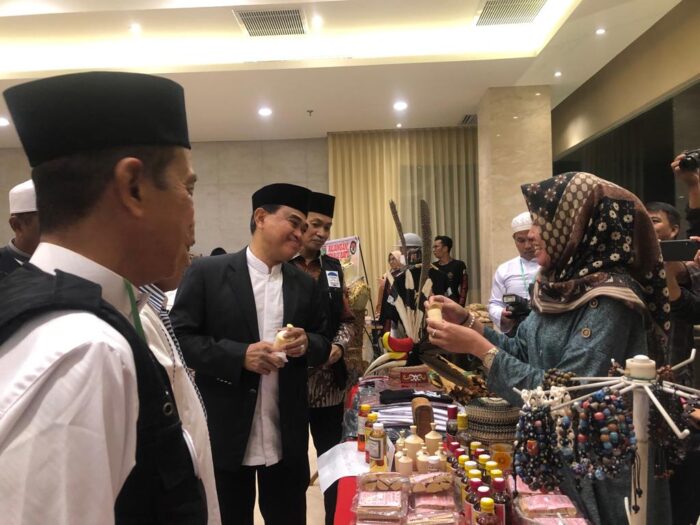 Pameran Produk UMKM Asal Tanbu Meriahkan Munas LKSAA-PSAA