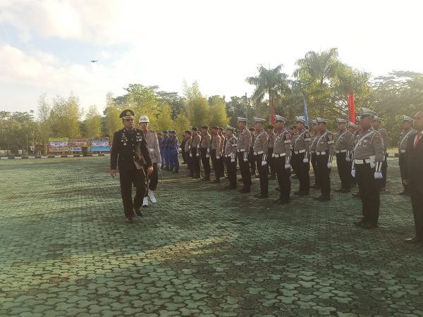 HUT Bhayangkara Ke-77, Polres Tanbu Gelar Upacara di Halaman Kantor Bupati