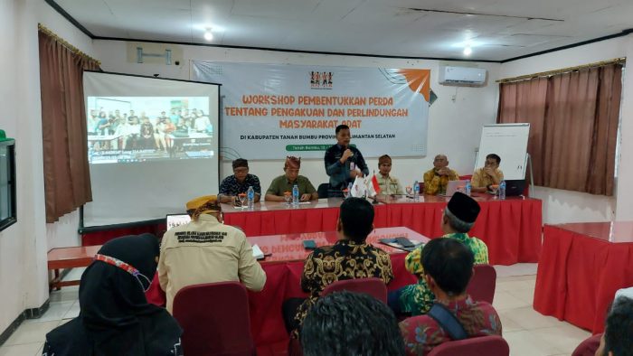 Bakesbangpol Tanbu Hadiri Workshop Pembentukan Perda Masyarakat Adat