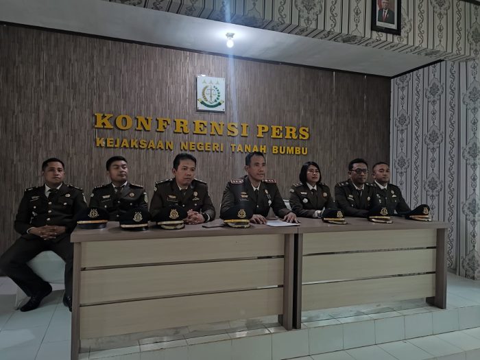 Hari Bhakti Adhyaksa ke-63, Kejari Tanbu Gelar Press Release Ungkap Capaian Kinerja