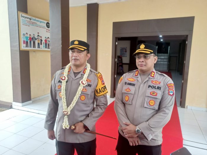 Pergantian Kapolres Tanah Bumbu: AKBP Arief Prasetya Lanjutkan Tongkat Kepemimpinan AKBP Tri Hambodo