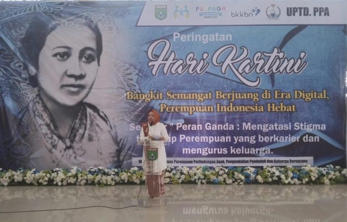 Peringati Hari Kartini, Ketua TP-PKK Tanbu Gaungkan Emansipasi Wanita