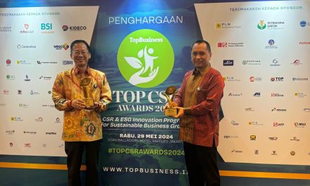 PT Borneo Indobara Kembali Diakui, Raih Penghargaan Star 5 di TOP CSR Awards 2024