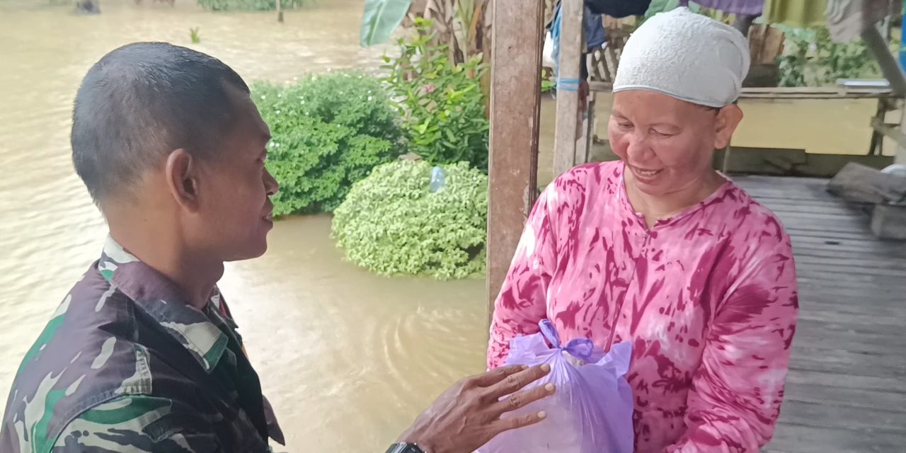Kunjungi Warga Terdampak Banjir di Karang Bintang, Posko Satu Jiwa Salurkan Bantuan