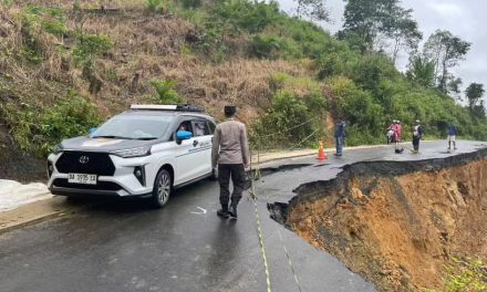 Longsor di Jalan Batulicin-Kandangan KM 85, Pengendara Dihimbau Berhati-hati