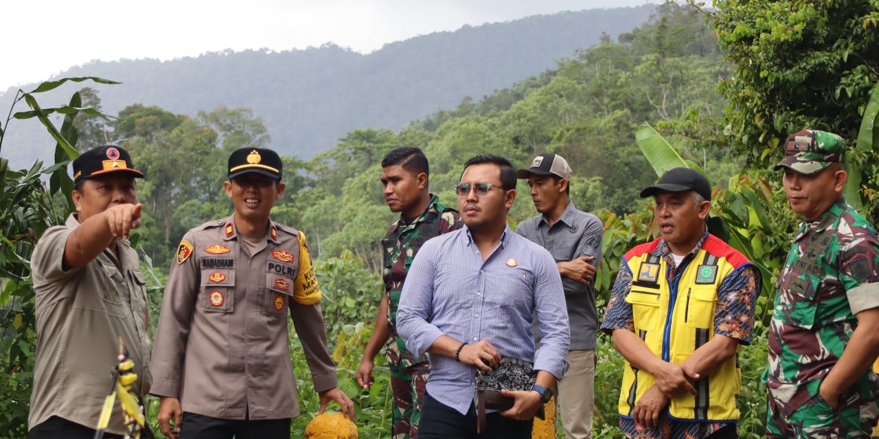 Forkopimda Tanbu Hadiri Rakor Pemantauan dan Evaluasi Penanganan Longsor Mentewe