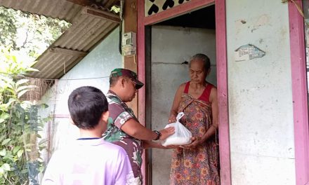 Tunjukkan Kepedulian Sosial, Posko Satu Jiwa Bantu Warga Dengan Memberikan Sembako