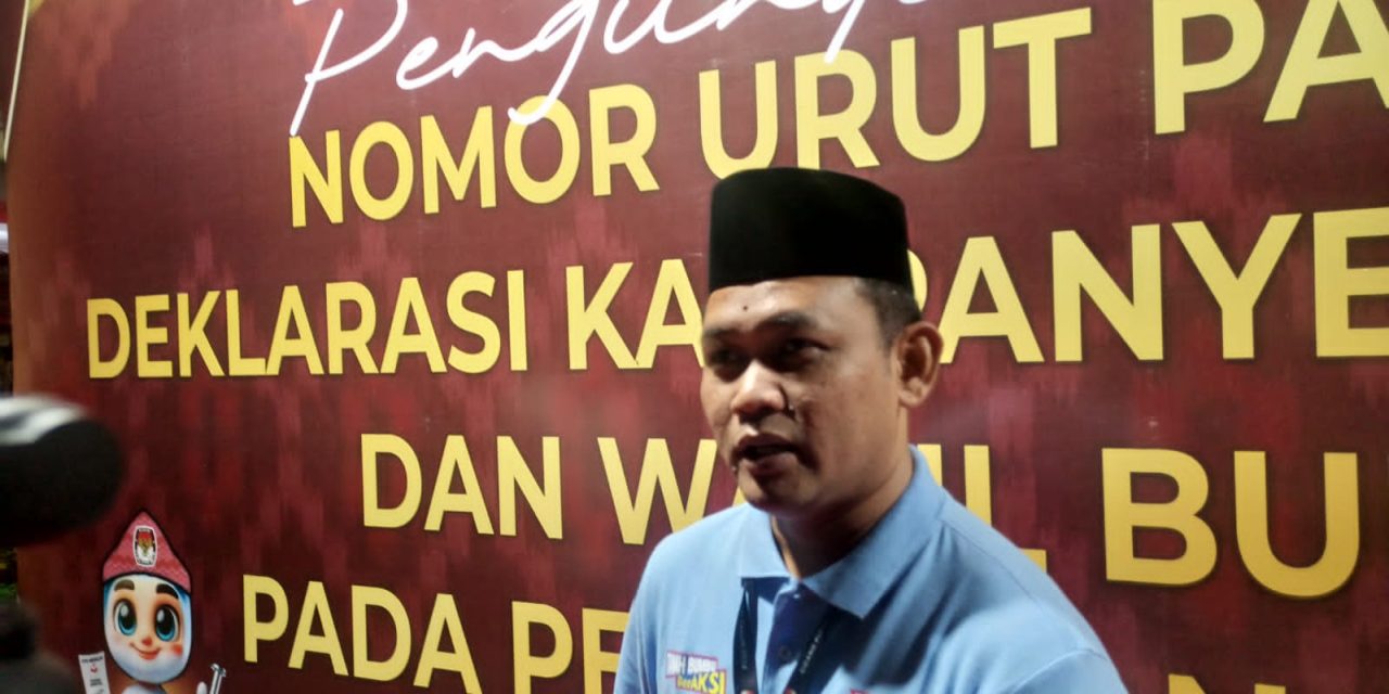 Paslon Bupati dan Wabup Hadiri Rapat Pleno Terbuka Guna Penetapan Pengundian Nomor Urut Pasangan