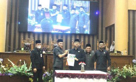 Rapurna DPRD Kabupaten Tanbu Setujui Perubahan Perda No.9 Tahun 2022