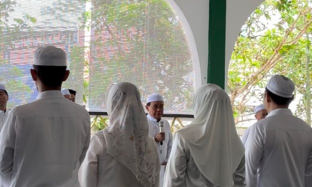 Bupati Tanbu Tegaskan Pegawai Pemerintah Daerah Agar Disiplin Dalam Memberikan Pelayanan Kepada Masyarakat