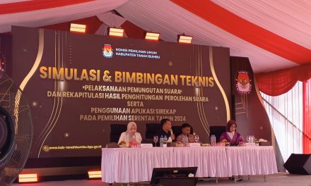 KPU Tanbu Gelar Simulasi dan Bimtek Pemungutan Suara dan Penggunaan Aplikasi Sirekap