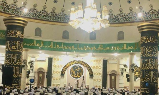 Pemkab Tanbu Gelar Majelis Lailatul Jumat di Masjid Darul Azhar Simpang Empat