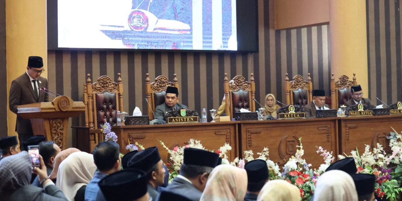 DPRD Tanbu Umumkan Usulan Pemberhentian Bupati Tanbu dalam Rapat Paripurna