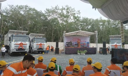 Dorong Pemberdayaan Masyarakat, PT Borneo Indobara Launching Program Bapak Angkat Hauling