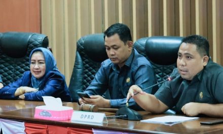 Komisi I DPRD Tanbu Gelar Raker Bersama Kepala Dinas Satpol PP dan Damkar Tanbu