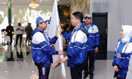 Bupati Tanbu Resmi Lepas Kontingen Tanbu untuk Berlaga di POPDA Tingkat Provinsi Kalsel 2025