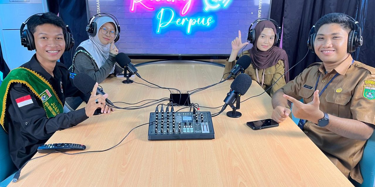 Dinas Perpustakaan dan Karsipan Tanbu Hadirkan Podcast Ruang Perpus