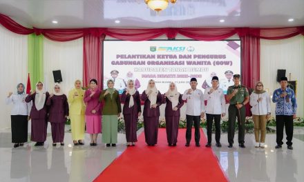 Bupati Tanbu Lantik Ketua dan Pengurus GOW Tanbu 2025-2030