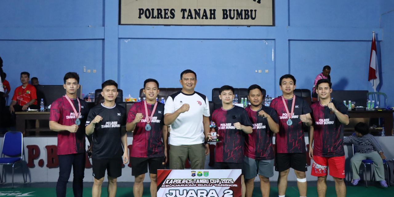 Meriahnya Final Bulutangkis Kapolres Tanah Bumbu CUP 2025, PB Selaru Putra Raih Juara