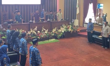 Bupati Tanbu Sampaikan Jawaban atas PU Fraksi Terhadap LPJ APBD Anggaran 2024