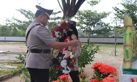 Peringati HUT Bhayangkara ke-79, Polres Tanbu Gelar Ziarah di Taman Makam Pahlawan Mattone