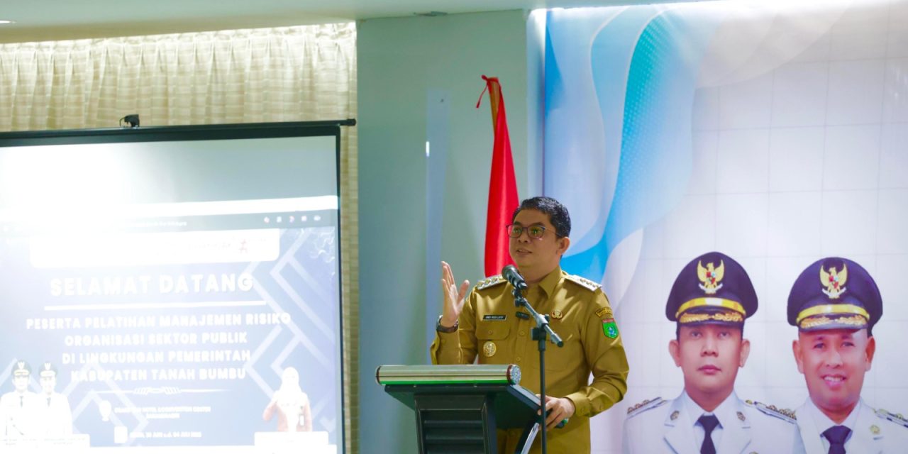 Bupati Tanbu Tandatangani Piagam Audit Intern Serta Buka Pelatihan Manajemen Risiko Organisasi Sektor Publik