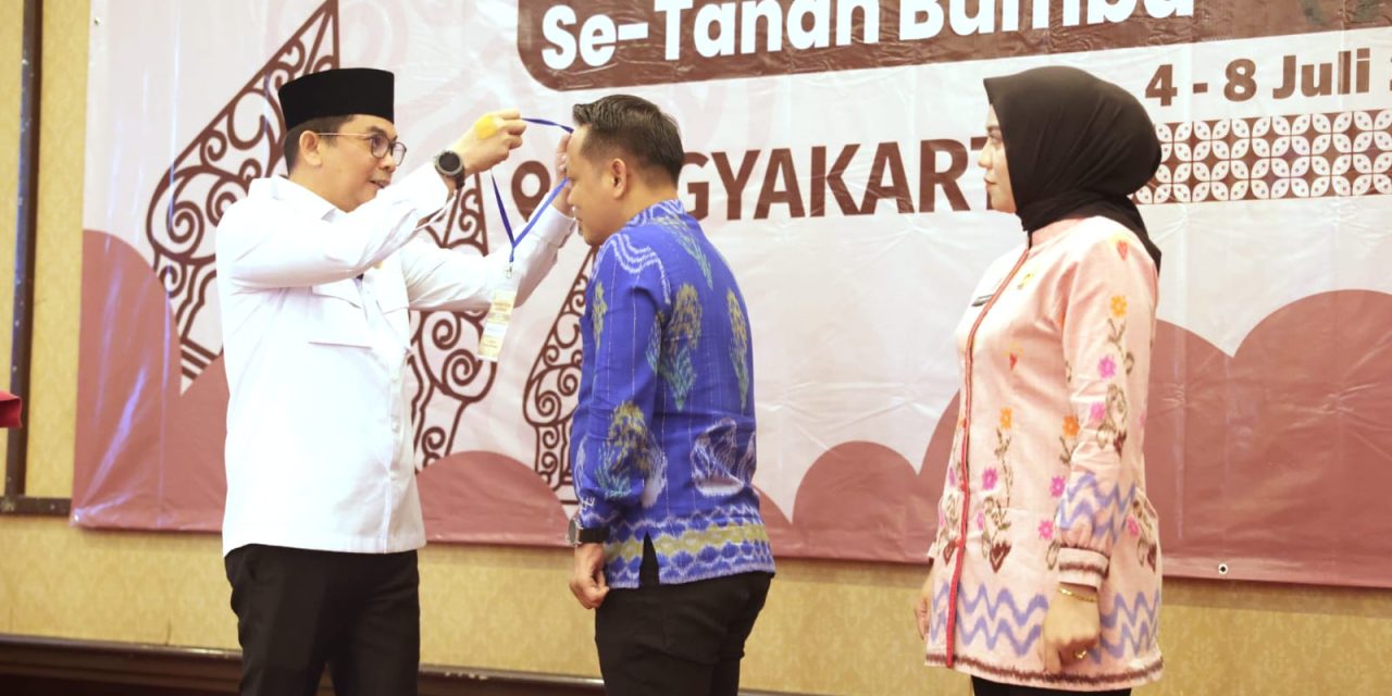 Bupati Tanbu Tegaskan Pentingnya Komitmen Seluruh Kepala Desa Tanbu Berikan Pelayanan