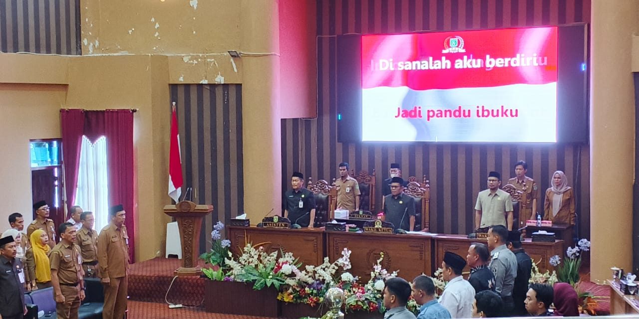 DPRD Tanbu Gelar Rapat Paripurna Sampaikan Pemandangan Umum Fraksi Terhadap RPJM 2025-2029