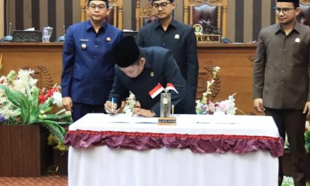 DPRD Tanbu Gelar Rapat Pengambilan Keputusan Rancangan Perubahan APBD 2025