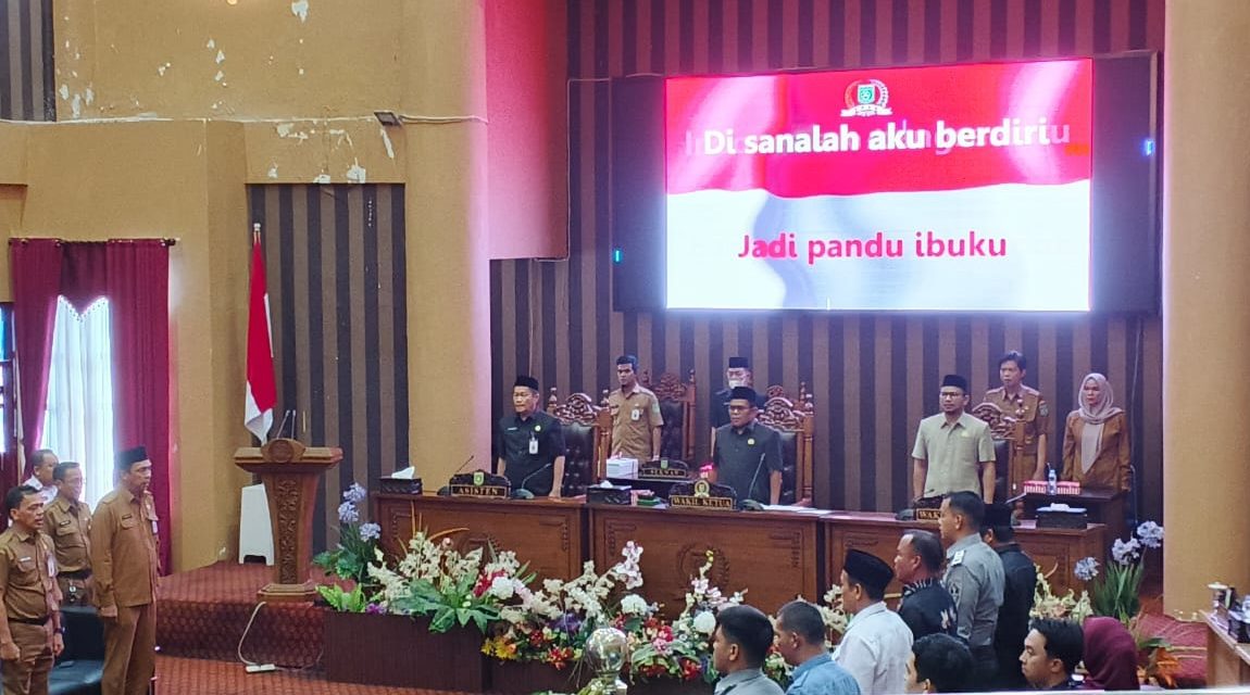 DPRD Tanbu Gelar Rapat Paripurna Penyampaian Pendapat Bupati Terkait Raperda Inisatif DPRD