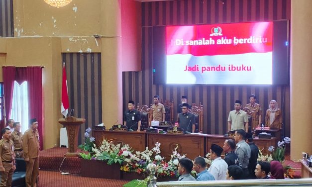 DPRD Tanbu Gelar Rapat Paripurna Penyampaian Pendapat Bupati Terkait Raperda Inisatif DPRD