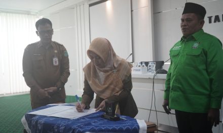 Pemkab Tanbu Salurkan Bantuan Keuangan Parpol di Acara Penandatanganan NPHD