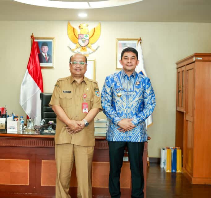 Upaya Perkuat Tata Kelola Keuangan Daerah, Bupati Tanbu Laksanakan Kuker ke Kemendagri RI