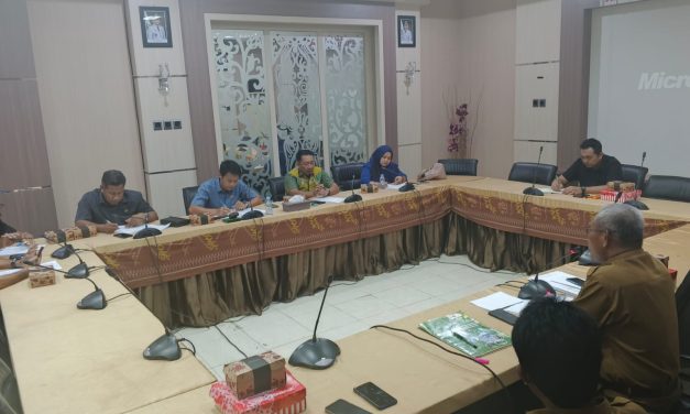 Komisi III DPRD Tanbu Gelar Raker Bersama Disbudporpar Persiapan Porprov Kalsel XII 2025
