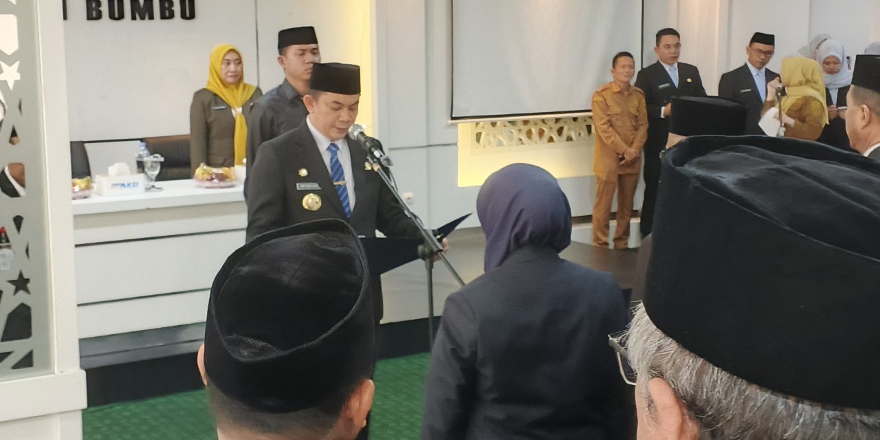 Bupati Tanbu Lantik Pejabat Pimpinan Tinggi Pratama dan Pejabat Administrator di Lingkungan Tanbu