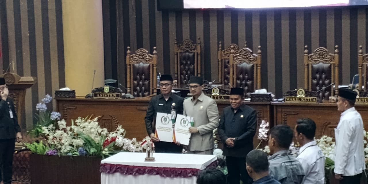 DPRD Gelar Rapat Paripurna Guna Pengambilan Keputusan Terhadap Raperda Inisiatif DPRD