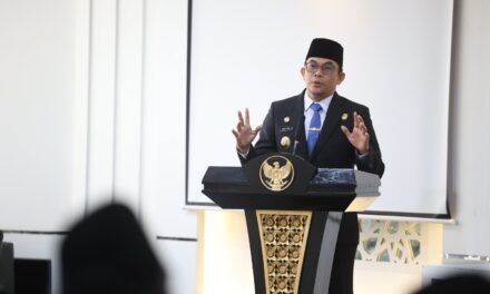 Bupati Tanbu Tegaskan Komitmen untuk Hapus Pengangguran di Daerah