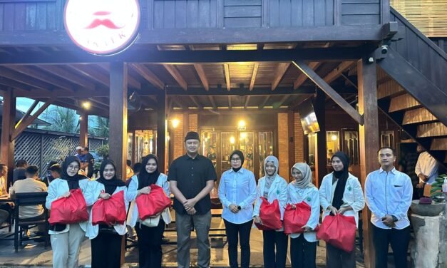 Kapolres Tanbu Gelar Silaturahmi dan Buka Puasa Bersama BEM STIKES Darul Azhar Batulicin