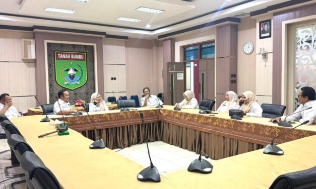Sekretariat DPRD Tanbu Terima Kunjungan Bagian Pemerintahan Sekretariat Daerah Guna Sosialisasi PKSD