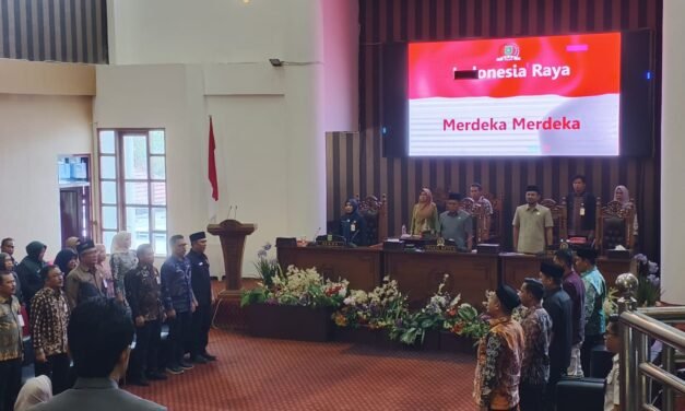 DPRD Tanbu Gelar Rapat Paripurna Penyampaian Jawaban Bupati Terhadap Pemandangan Umum Fraksi Terkait Pencabutan Perda