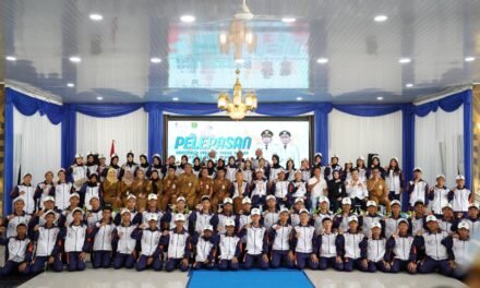 Sekda Tanbu Lepas Kontingen Tanbu untuk Ikuti Ajang POPDA Tingkat Provinsi Kalsel 2026